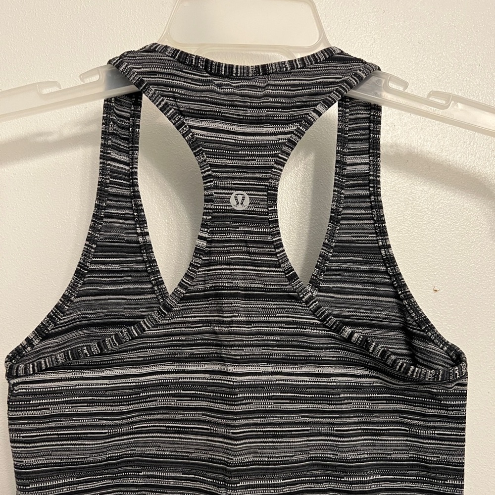 Lululemon Cool Racerback Tank - Picture 4 of 5